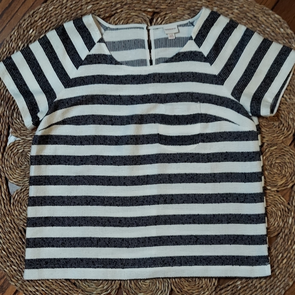 Merona Short Sleeve Shirt Size L